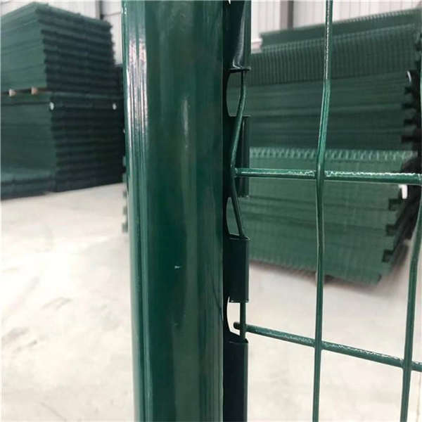 簡單圈地雙邊護欄網 綠色彎頭防護網 廠區工業區外墻鐵圍欄