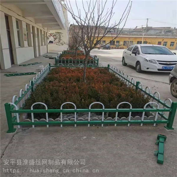 50公分折彎綠化帶柵欄 組裝式鍍鋅防護網 墨綠色路邊鐵藝欄桿